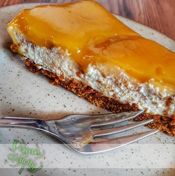 cheesecake dezert tofu tvaroh tvarohem broskvei broskve dort zakusek vegan